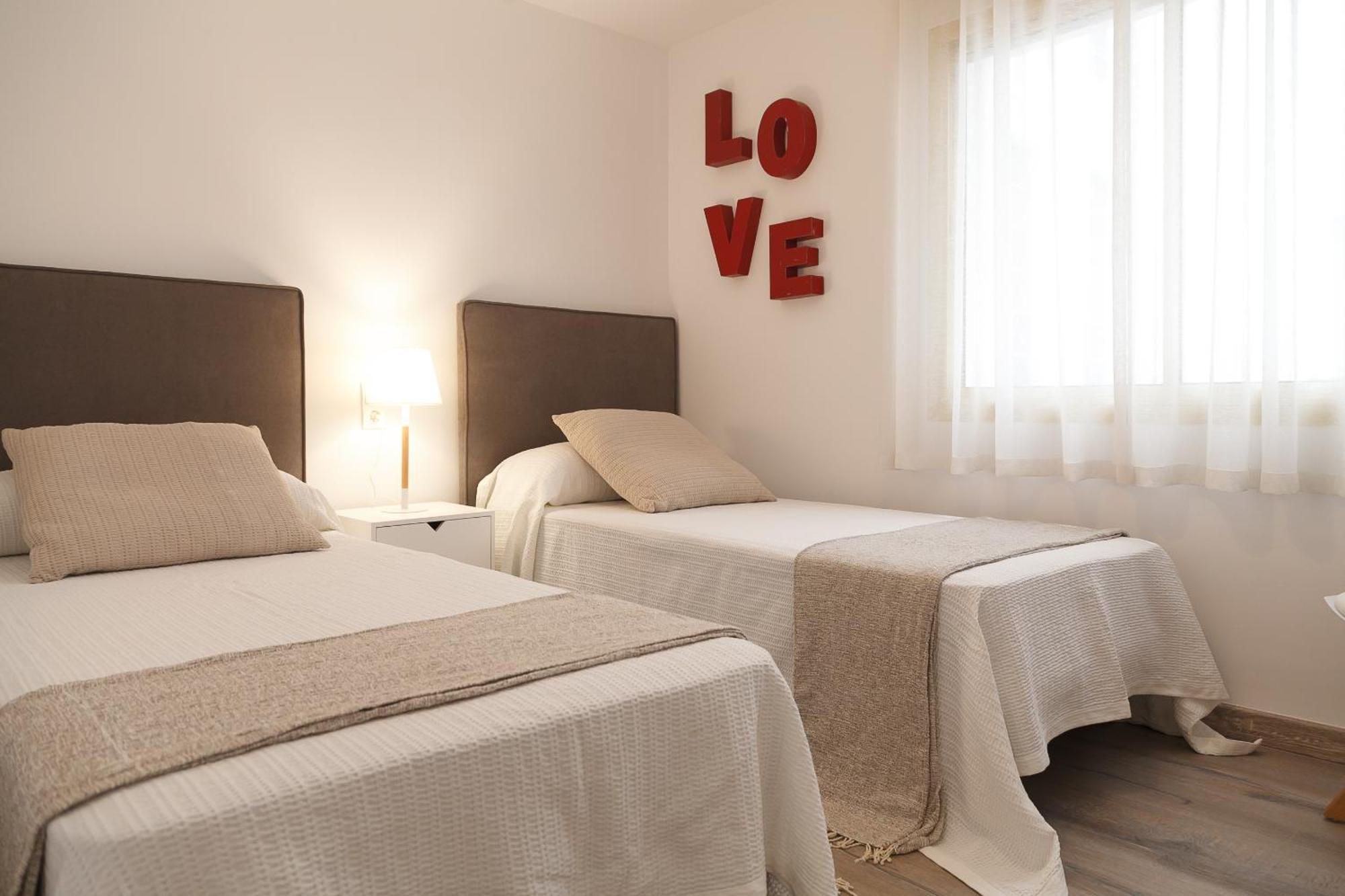 Uhc Playamero Family Complex Aacc Salou Room photo