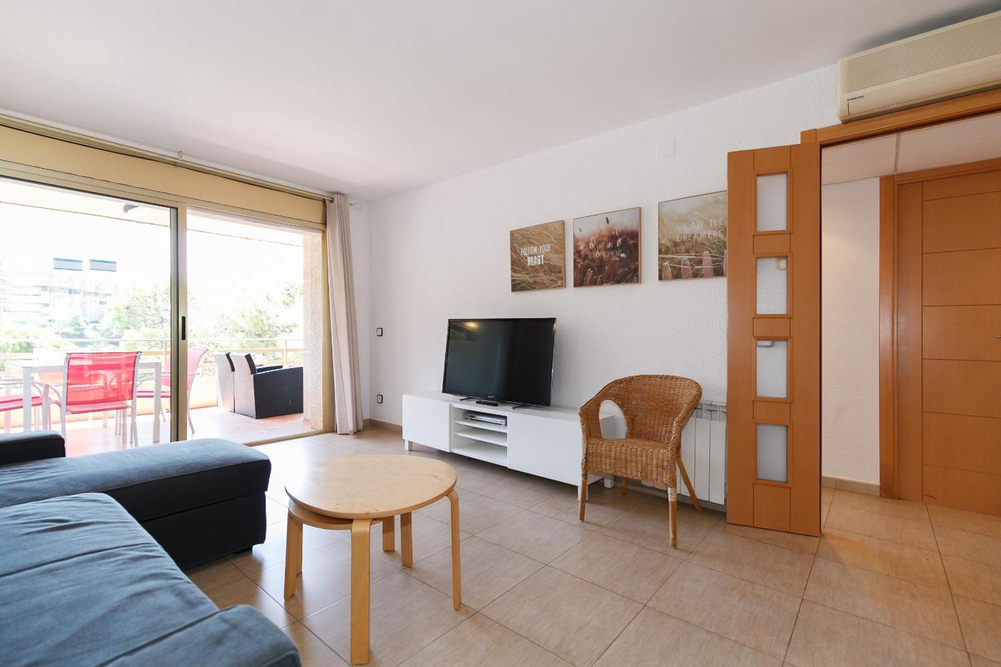 Uhc Playamero Family Complex Aacc Salou Room photo